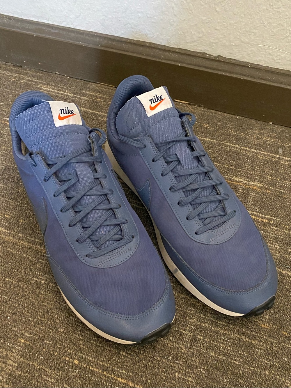 Nike Men's Blue Classic Runner Sneakers Air Tailwind Size 13 Men’s